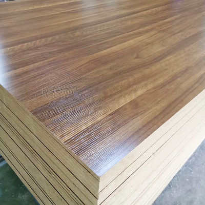 Gran Tamaño 18 X 24 18 mm Tarjeta Mdf en Malaisia Normas de emisión de formaldehído E0