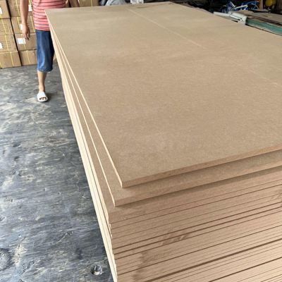 Mdf plano Melamina laminada de madera 18 mm Mdf artesanal 3 mm 15 mm 18 mm para interiores