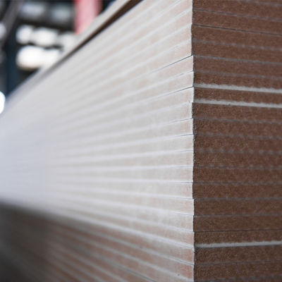 1.5-25 mm de espesor MDF revestido de roble, ceniza, nuez y haya para el mercado de los importadores de Etiopía