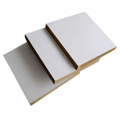 Junta de melamina de MDF de 18 mm Junta de madera resistente a la humedad pegamento de melamina de doble cara WBP/E1