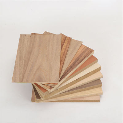 Tarjetas MDF de melamina de color verificado para decoración