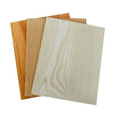 Tablas duras Mdf 15 mm Blanco Madera Color de grano Melamina Mdf Con densidad 680-830KG/m3