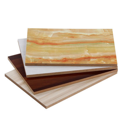 Panel de MDF de 18 mm y madera blanca de color de grano de melamina MDF a prueba de humedad con 1