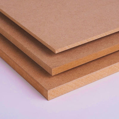 Tarjetas de MDF en bruto de 18 mm de grado E1 E2 para decoración de interiores y muebles